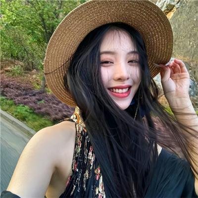 毁容校花和丑男校草